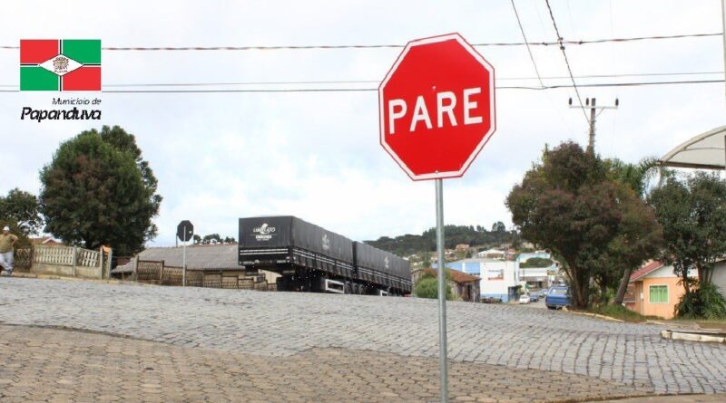 Placa instalada nos últimos dias